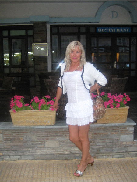 Неизвестно Неизвестно