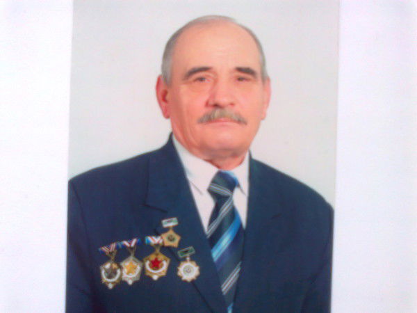 Валерий Перов