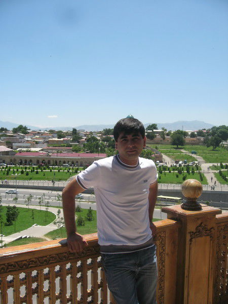 Шерзод Юлдашев