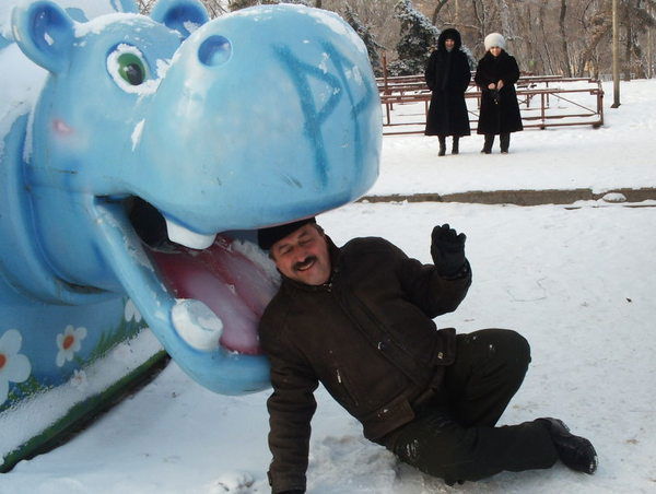 Анатолий Любомиров