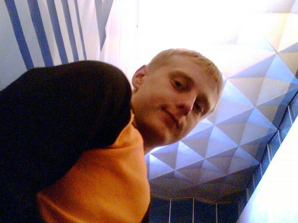 Александр Гуськов