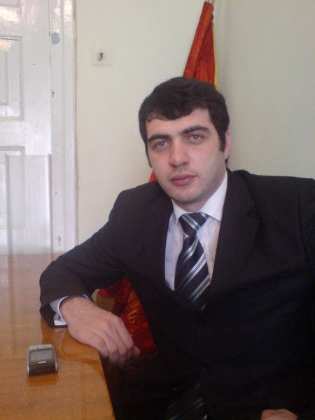 Азнаур Хаджичиков