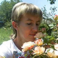 Люда Полохач