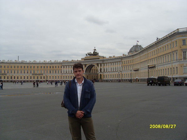 Александр Ларкин