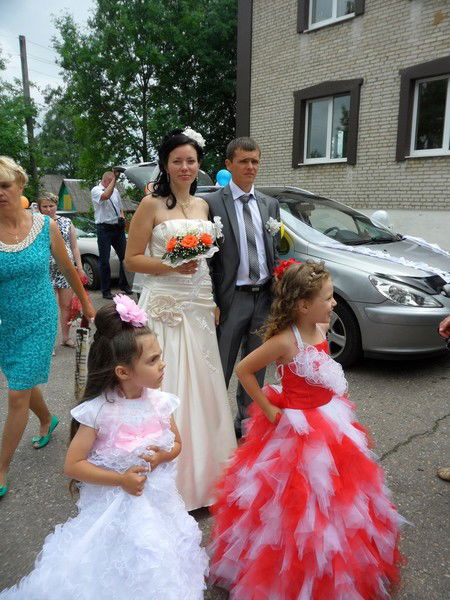 Екатерина Толстенкова