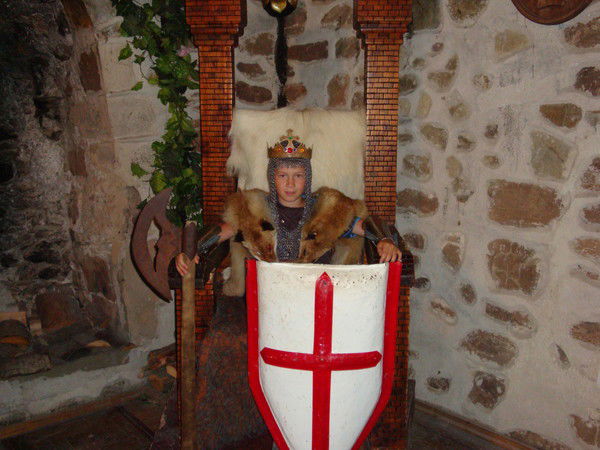 Андрей Николышин