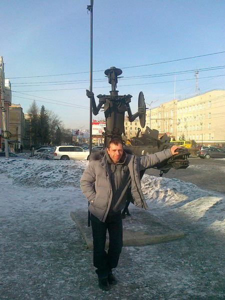 Денис Николаев