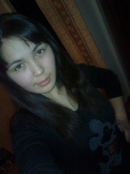 Айша Адамхан