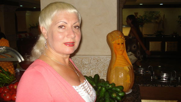 Елена Елизарова