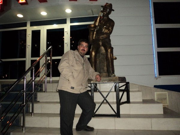 Максим Пивоваров