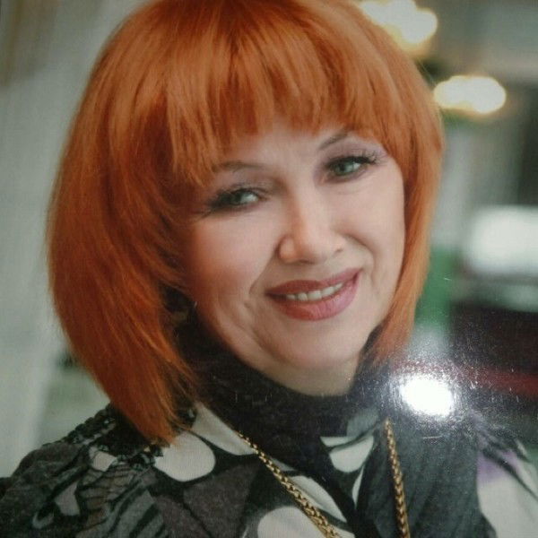 Елена Калина