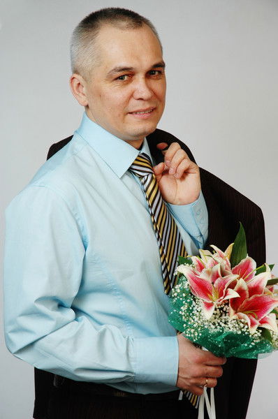 Александр Петров