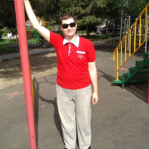 Максим Лакомкмн