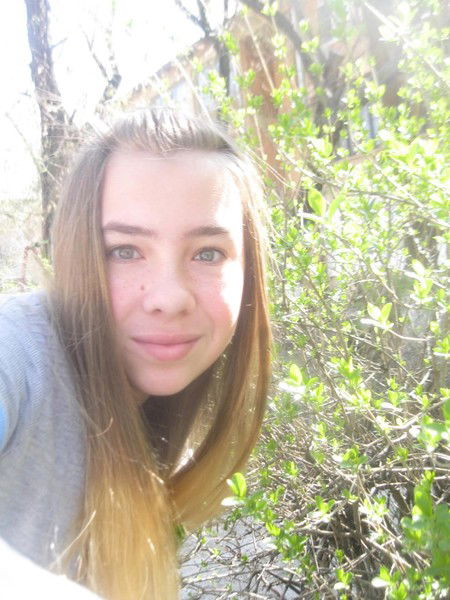 Лера Садовникова