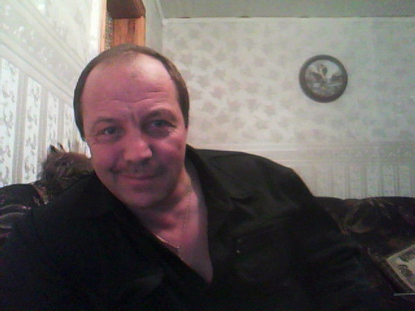 Александр Пекарь