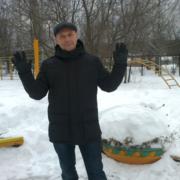 Альберт Усынин