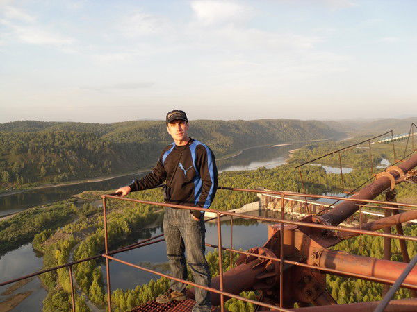 Александр Вольский