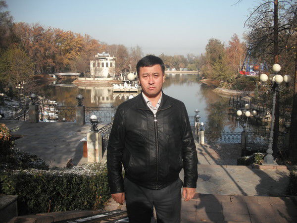 Алмас Базаркулов