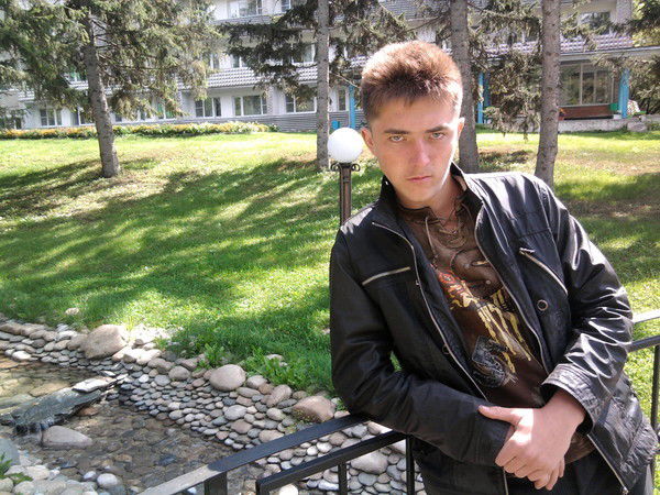 Владимир Романов