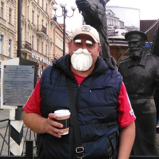 Миша Смирнов