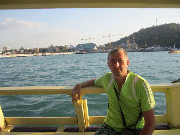 Игорь Богданов