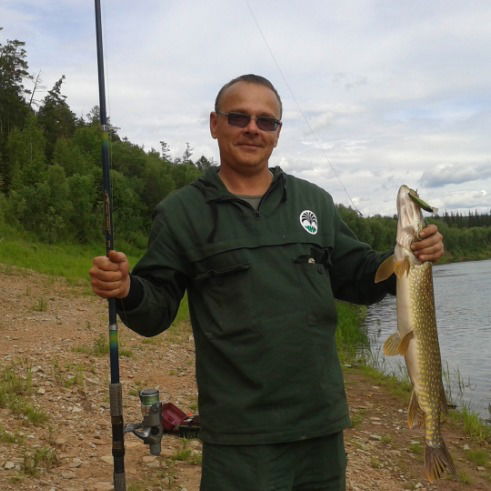 Геннадий Лохов