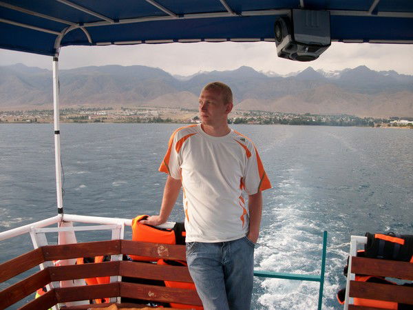 Андрей Овчаров