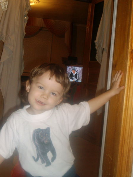 Юрий Емельянов