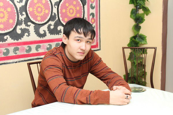 Олжас Жакупов