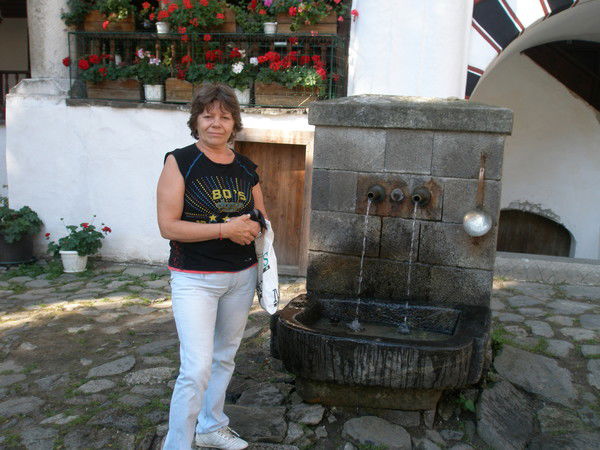 Minikamamal Stoqnova