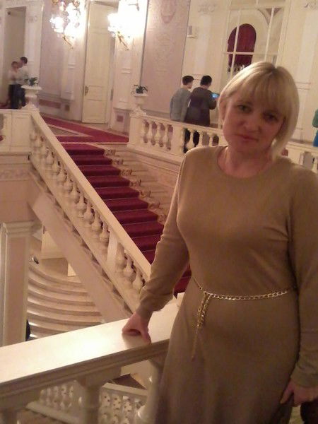 Елена Никишина