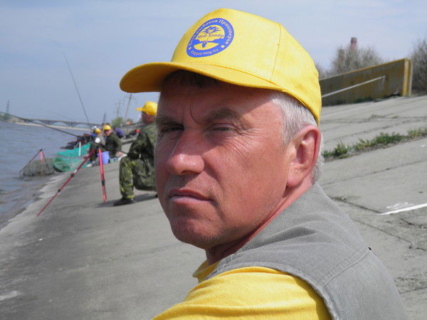 Геннадий Константинов