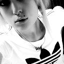 Adidas .