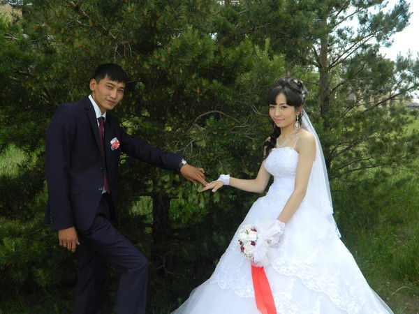 ***дана*** ***аяшева***