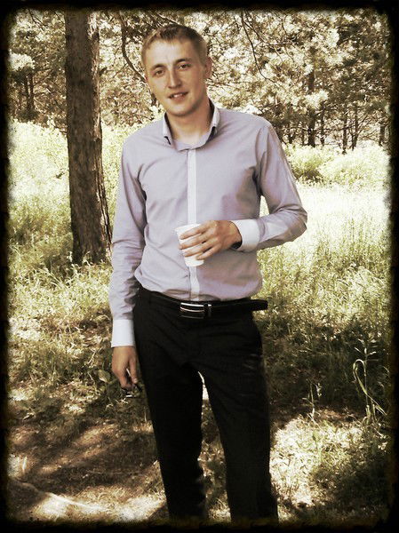 Дмитрий Аделов