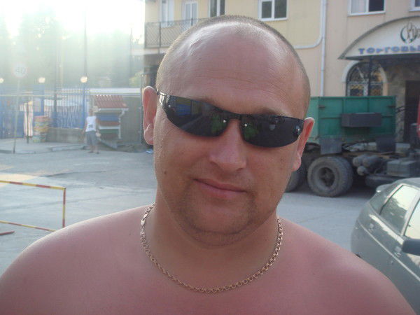 Андрей Новиков