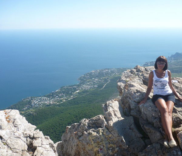 Людмила Суханова