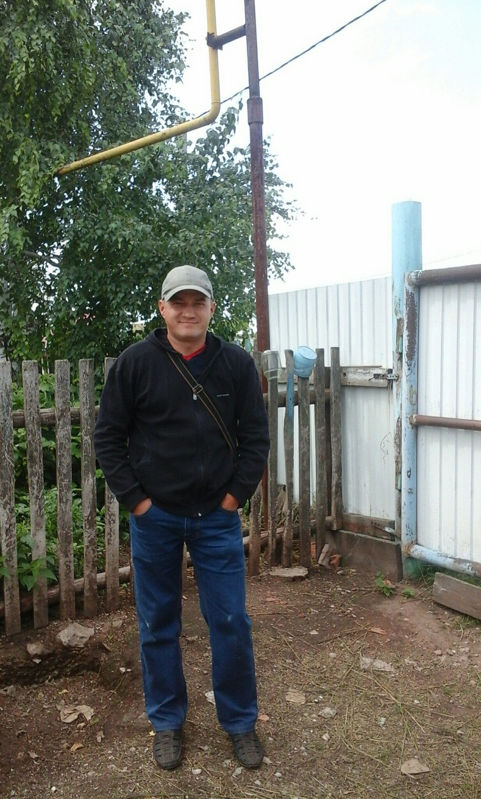 Александр Иванов