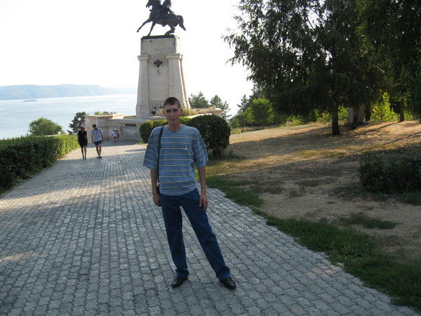 Дмитрий Новиков