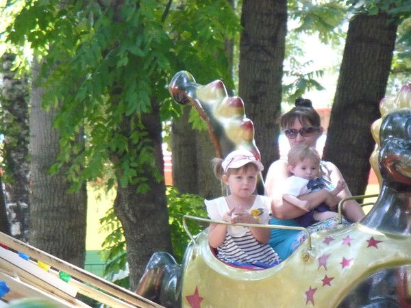 Неля Костенко