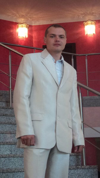 Саша Долженков