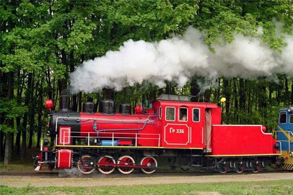 Андрей Паровозов