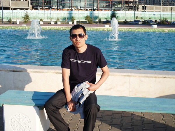 Ахат Лукманов