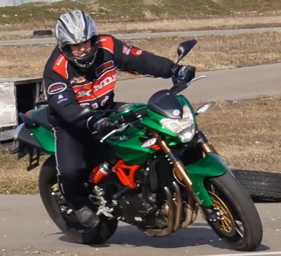 Александр Костяной