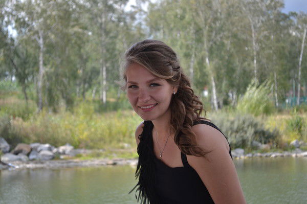 Александра Горелова