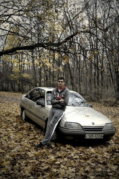 Максим Белоусов