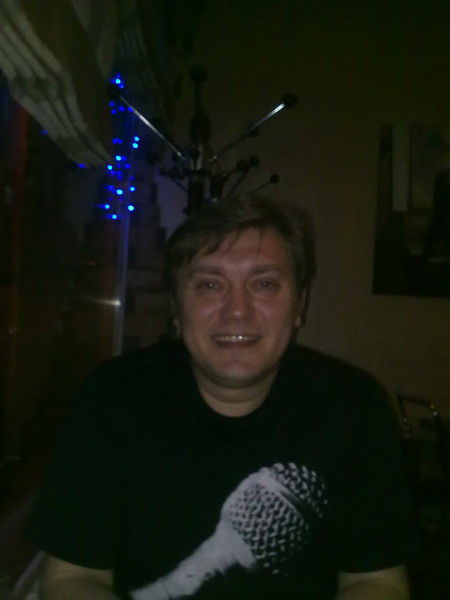 Олег Хохлов