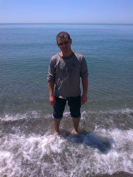 Умар .............