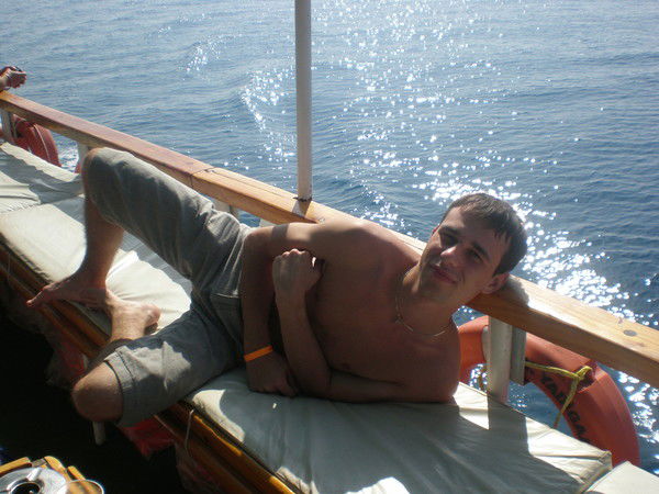 Неизвестно Неизвестно