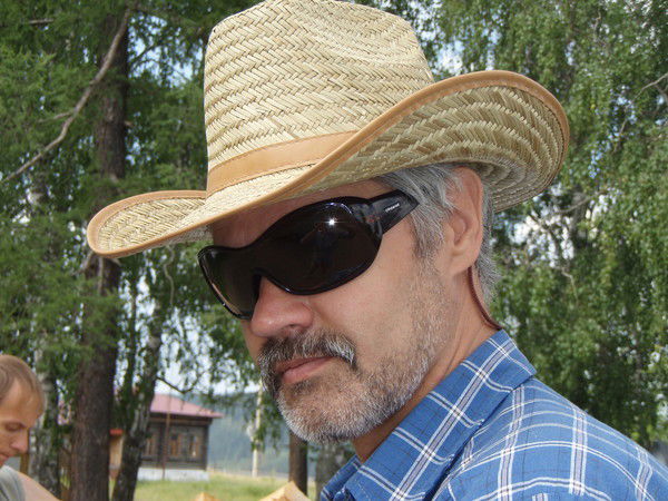 Николай Задоенко